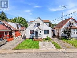 4104 BROUGHTON AVENUE Niagara Falls (Downtown), ON L2E 3K6