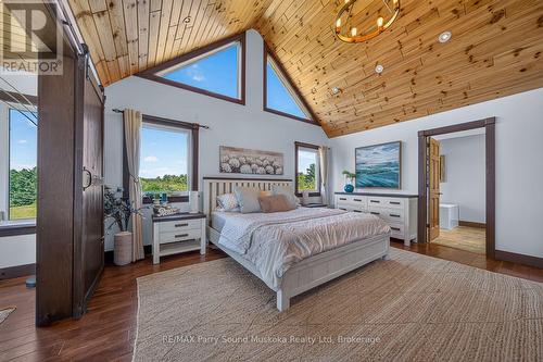 64 Mccords Road, Mckellar, ON - Indoor Photo Showing Bedroom