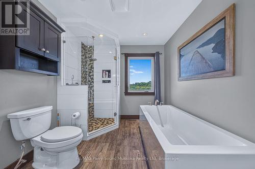 64 Mccords Road, Mckellar, ON - Indoor Photo Showing Bathroom