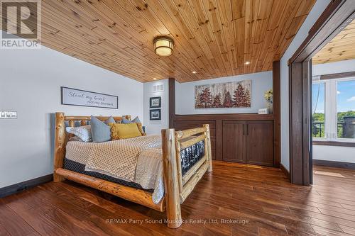 64 Mccords Road, Mckellar, ON - Indoor Photo Showing Bedroom