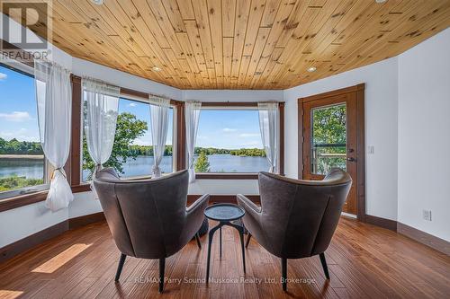 64 Mccords Road, Mckellar, ON - Indoor