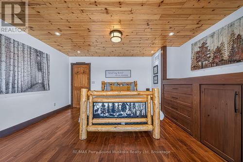 64 Mccords Road, Mckellar, ON - Indoor Photo Showing Other Room