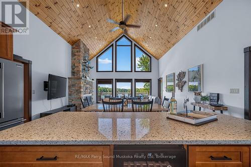 64 Mccords Road, Mckellar, ON - Indoor