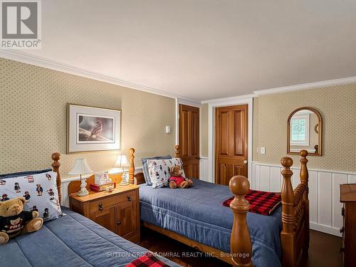 428416 25Th Siderd, Mono, ON - Indoor Photo Showing Bedroom