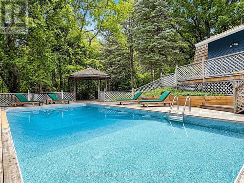 428416 25Th Siderd, Mono, ON - Outdoor With In Ground Pool With Deck Patio Veranda With Backyard