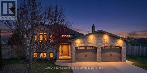 325 GINGRICH CRESCENT  Saugeen Shores, ON N0H 2C1