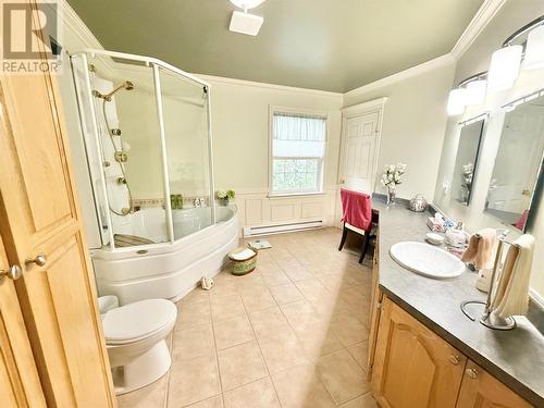 304 Grenfell Heights, Grand Falls-Windsor, NL - Indoor Photo Showing Bathroom