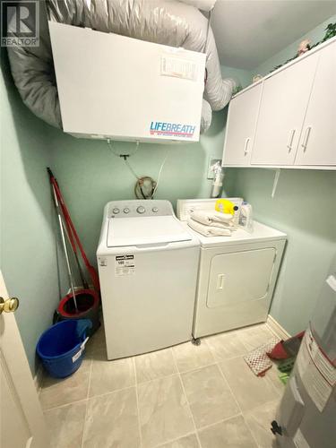 304 Grenfell Heights, Grand Falls-Windsor, NL - Indoor Photo Showing Laundry Room