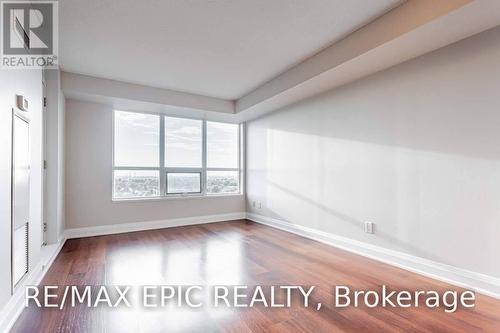 810 - 30 NORTH PARK ROAD , Vaughan, Ontario L4J 0G6 2