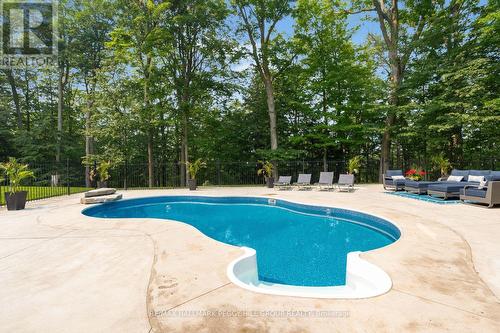 1814 Quantz Crescent, Innisfil, ON - Outdoor With In Ground Pool With Backyard