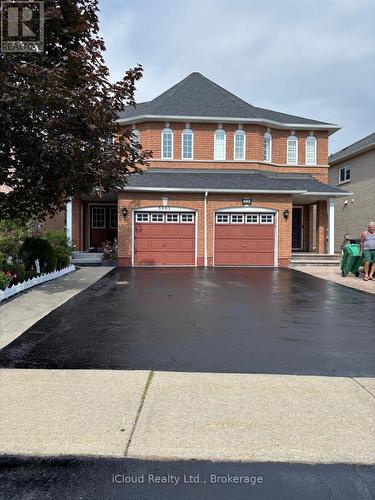 5661 Volpe Avenue, Mississauga, ON - Outdoor