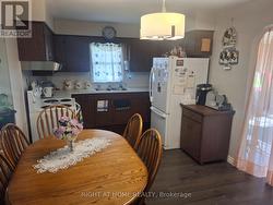 Eat in Kitchen - 