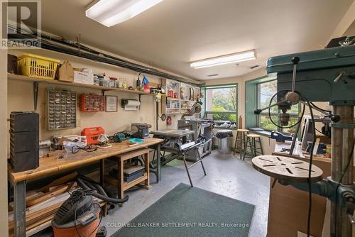 Lower level workshop - 207 - 23 Rogers Road, Perth, ON - Indoor