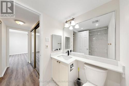 3512 - 99 Harbour Square, Toronto, ON - Indoor Photo Showing Bathroom