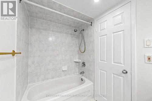 3512 - 99 Harbour Square, Toronto, ON - Indoor Photo Showing Bathroom