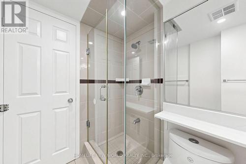 3512 - 99 Harbour Square, Toronto, ON - Indoor Photo Showing Bathroom