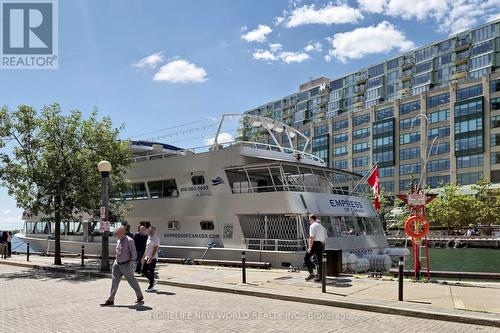 3512 - 99 Harbour Square, Toronto, ON - Outdoor