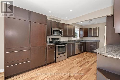 Kitchen - 1072 Richard Avenue, Ottawa, ON - Indoor Photo Showing Kitchen