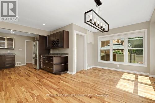 Kitchen Eating Area - 1072 Richard Avenue, Ottawa, ON - Indoor