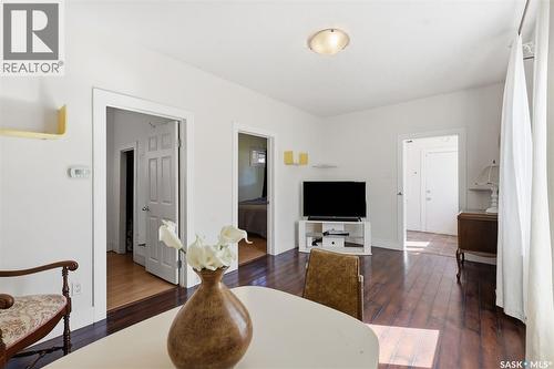 325 M Avenue N, Saskatoon, SK - Indoor