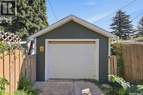 325 M Avenue N, Saskatoon, SK - Outdoor With Exterior