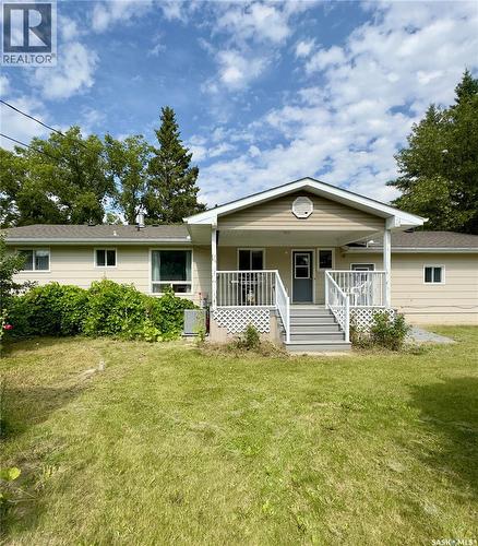 410 1St Street S, Waldheim, SK - Outdoor With Deck Patio Veranda