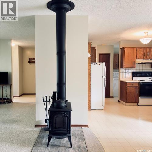410 1St Street S, Waldheim, SK - Indoor Photo Showing Kitchen