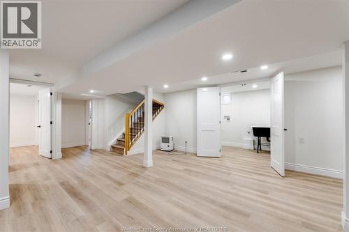 2309 Hall, Windsor, ON - Indoor