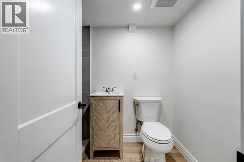 2309 Hall, Windsor, ON - Indoor Photo Showing Bathroom