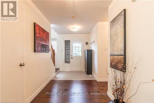 263 ROSSMORE COURT , London South (South P), Ontario N6C 6B8 5