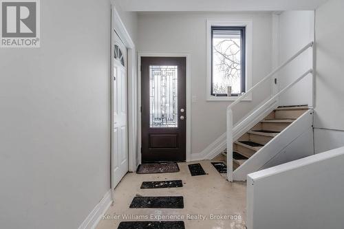65 DRURY LANE , Barrie (Wellington), Ontario L4M 3C9 3
