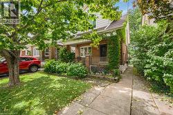 204 ROSSLYN Avenue S  Hamilton, ON L8M 3J5