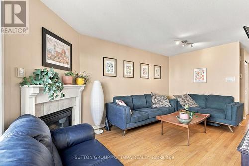 22 Manhattan Crescent, Ottawa, ON - Indoor Photo Showing Living Room With Fireplace