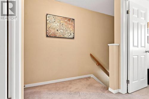 22 Manhattan Crescent, Ottawa, ON - Indoor Photo Showing Other Room