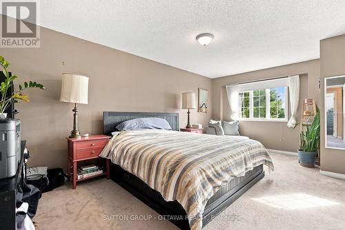 22 Manhattan Crescent, Ottawa, ON - Indoor Photo Showing Bedroom