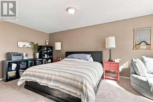22 Manhattan Crescent, Ottawa, ON - Indoor Photo Showing Bedroom