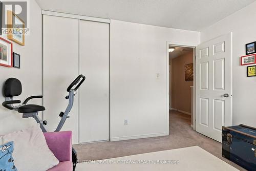 22 Manhattan Crescent, Ottawa, ON - Indoor Photo Showing Other Room
