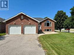 238 4TH STREET CRESCENT  Hanover, ON N4N 3S2