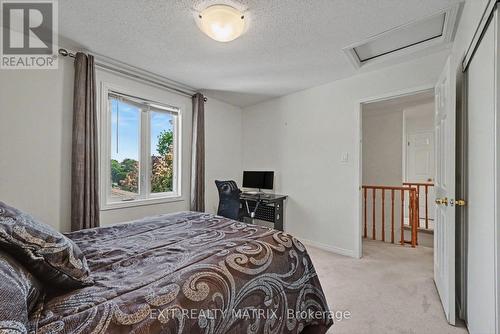 627 Chenier Way, Ottawa, ON - Indoor Photo Showing Bedroom
