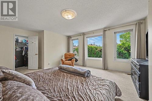 627 Chenier Way, Ottawa, ON - Indoor Photo Showing Bedroom