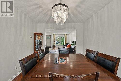 627 Chenier Way, Ottawa, ON - Indoor Photo Showing Dining Room
