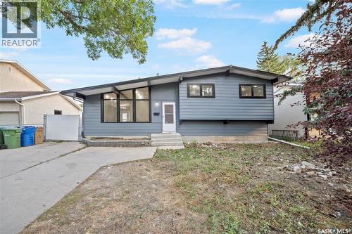 2225 Bedford Avenue E, Regina, SK - Outdoor