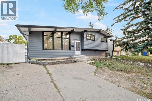2225 Bedford Avenue E, Regina, SK - Outdoor