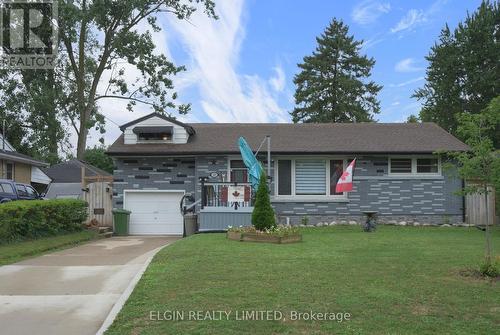 32 COYNE STREET  St. Thomas, ON N5R 4X8