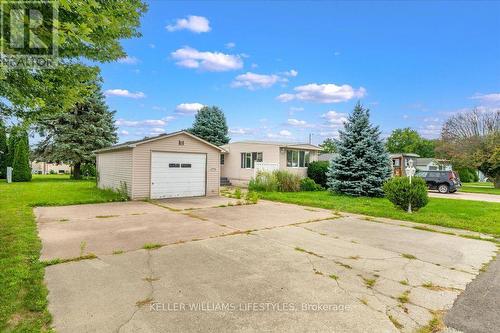 8 STEWART STREET  Strathroy-Caradoc (Se), ON N7G 3K8