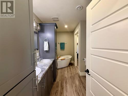 18 Evergreen Crescent, Springdale, NL - Indoor Photo Showing Bathroom