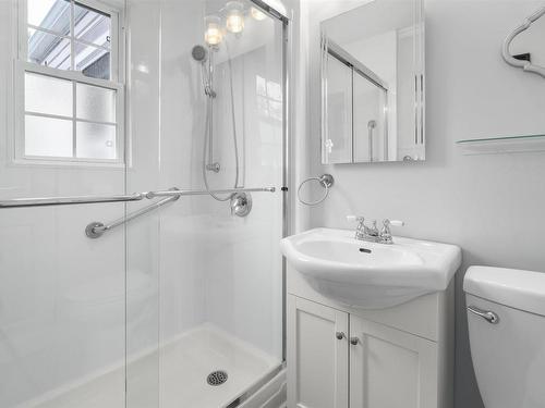 3206 Micmac Street, Halifax, NS - Indoor Photo Showing Bathroom