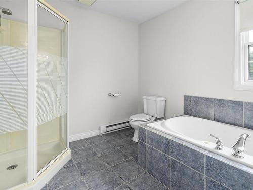3206 Micmac Street, Halifax, NS - Indoor Photo Showing Bathroom