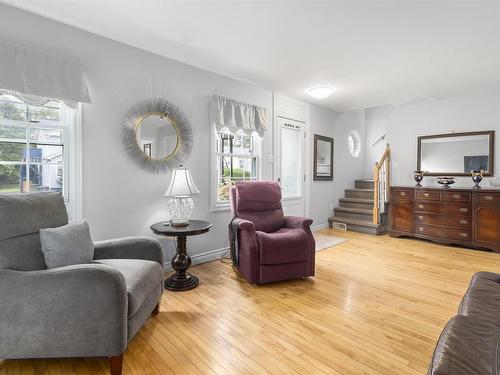 3206 Micmac Street, Halifax, NS - Indoor Photo Showing Living Room
