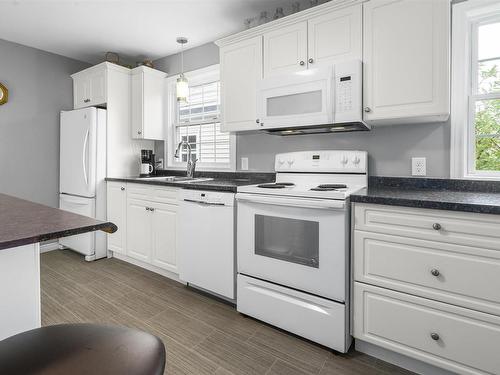 3206 Micmac Street, Halifax, NS - Indoor Photo Showing Kitchen